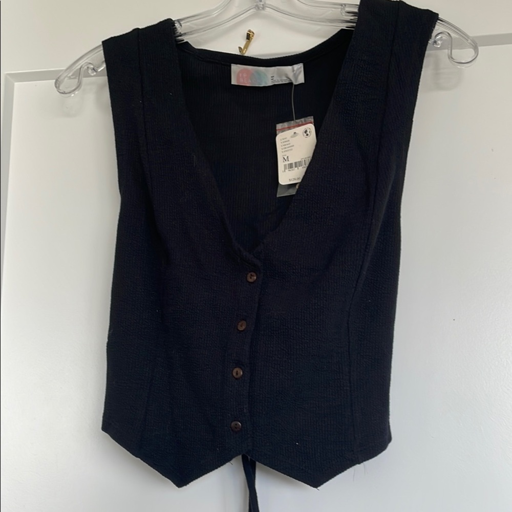 Black Sleeveless Top